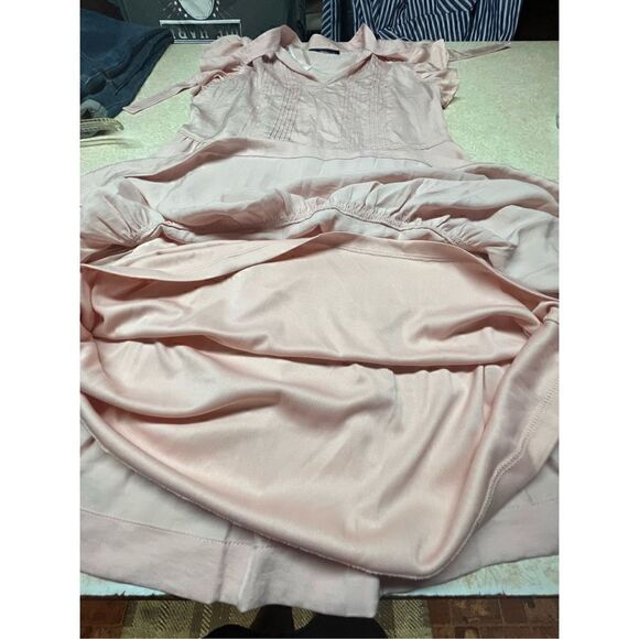 Tommy Hilfiger *Pleated * Ruffled * Dress * Soft Pink * Sz 2 NWOT - Picture 8 of 8